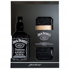 Jack Daniel's 0,7l 35% + osuška